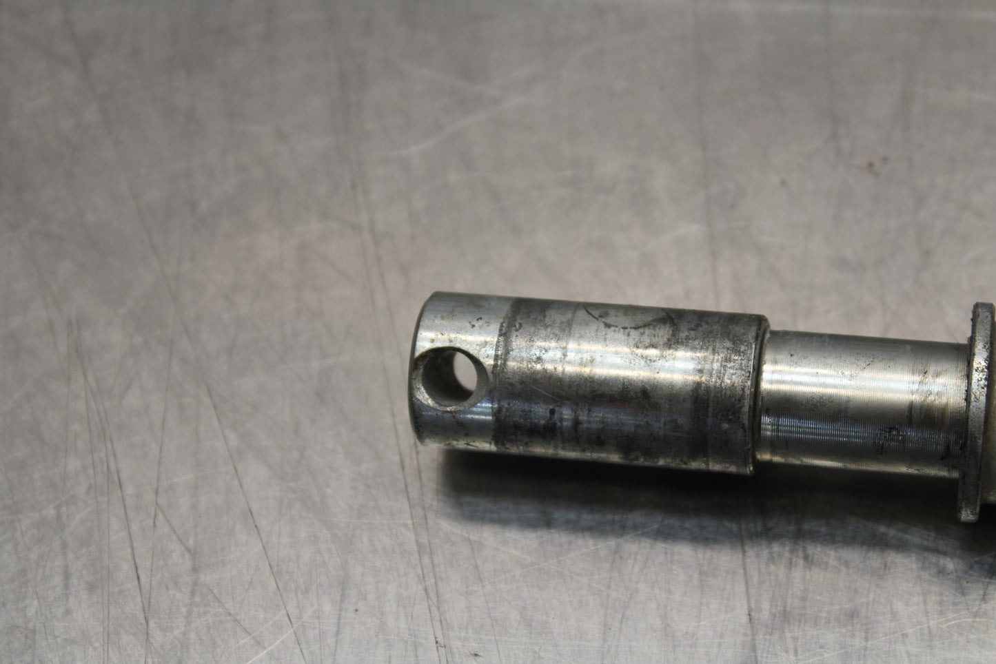 08 KAWASAKI VULCAN 900 FRONT WHEEL RIM AXLE PIVOT BOLT BB184