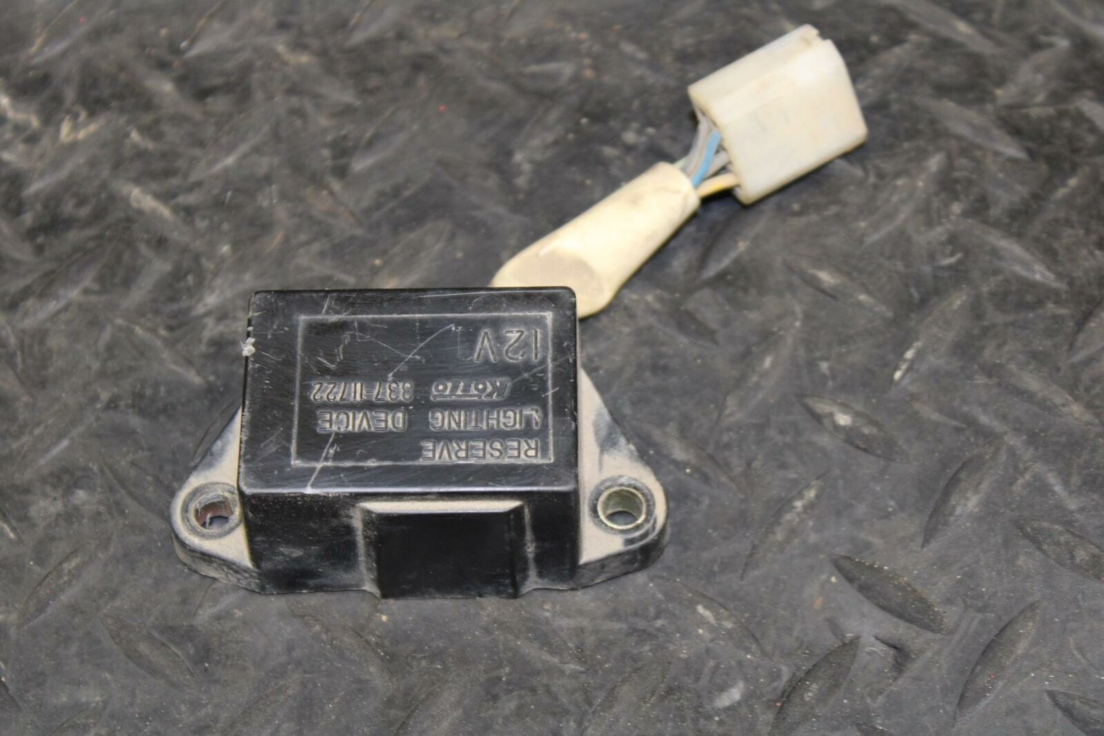 80-81 YAMAHA XS1100 SPECIAL RESERVE LIGHT  BLINKER RELAY SWITCH bb174