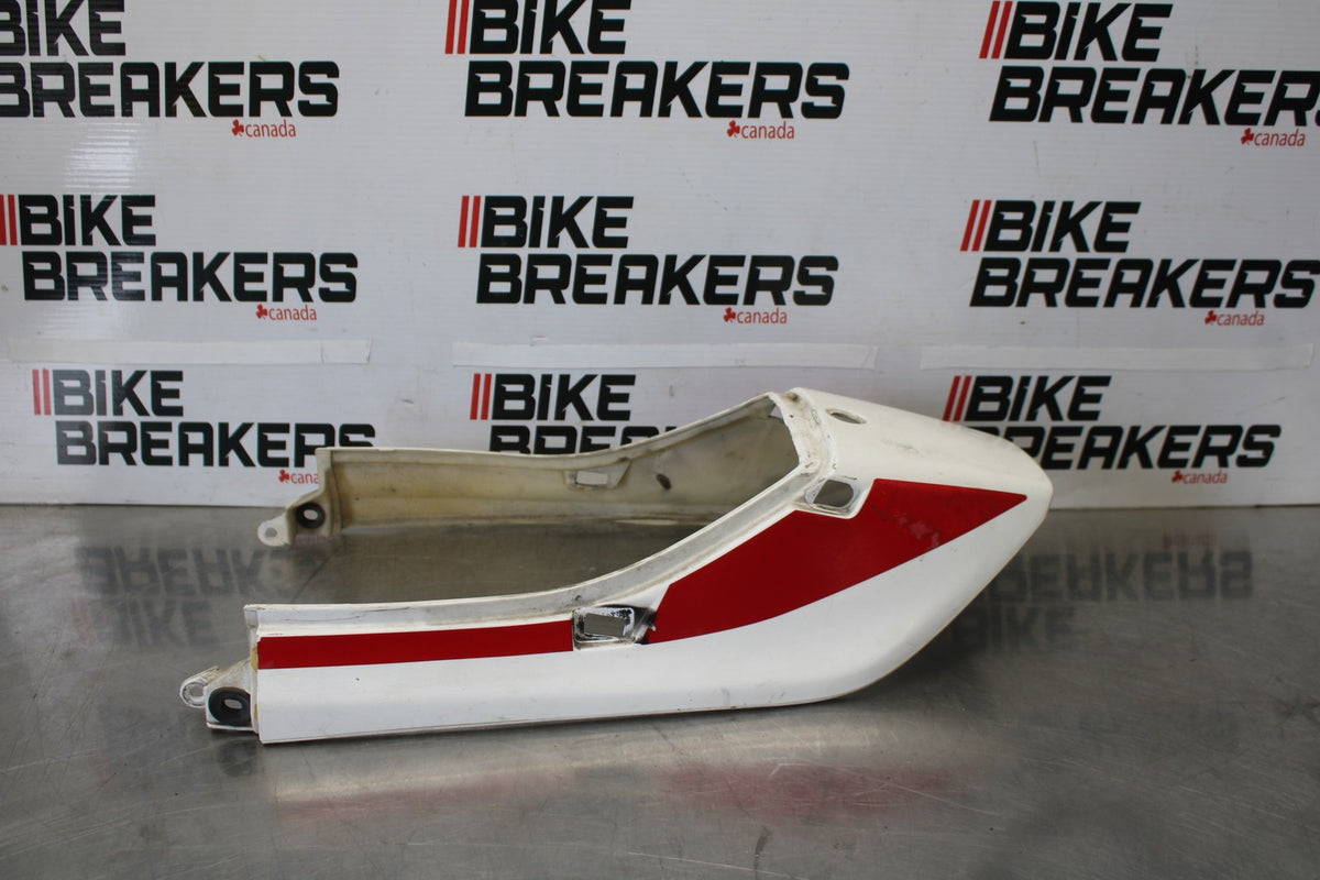 84 HONDA INTERCEPTOR 1000 VF1000F REAR BACK TAIL FAIRING COWL SHROUD BB878