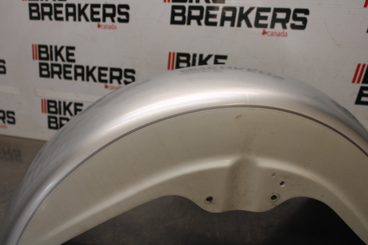 05-09 SUZUKI BOULEVARD C90 FRONT WHEEL FENDER BB918