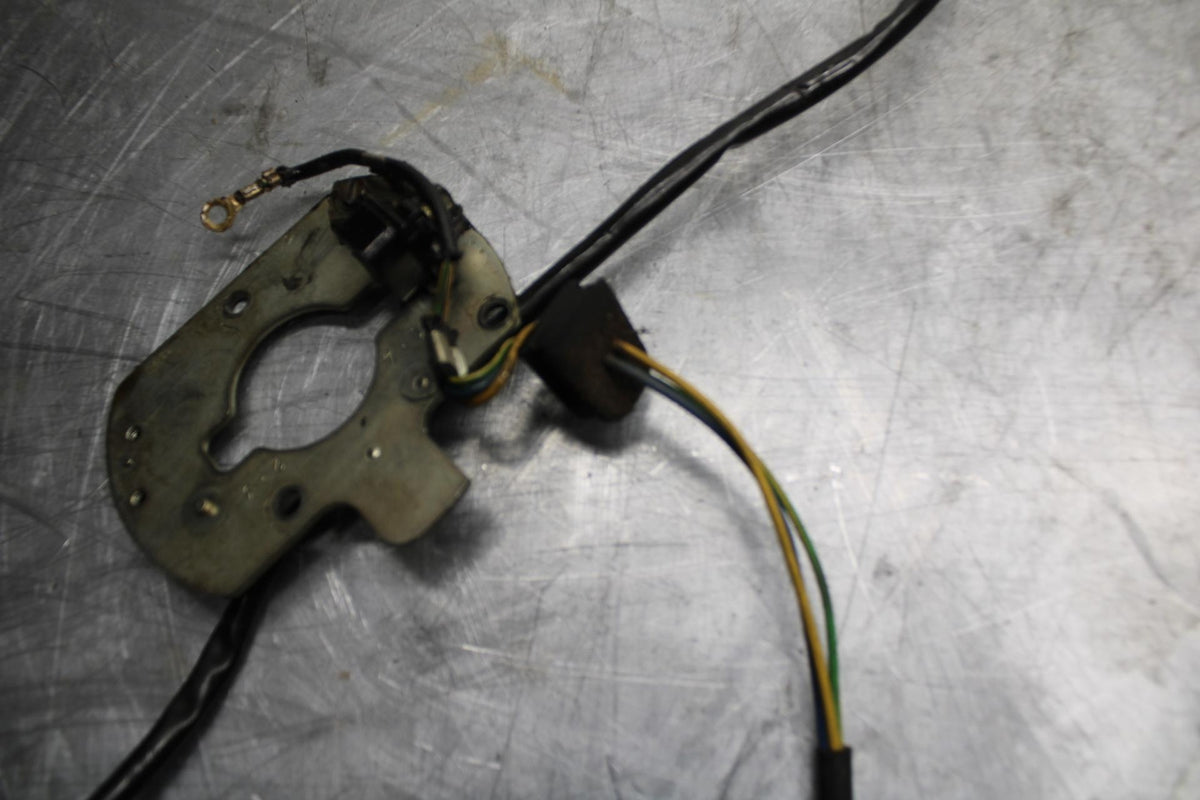 91-92 SUZUKI GSXR750 M  CRANKSHAFT POSTION PICK UP SENSOR BB493