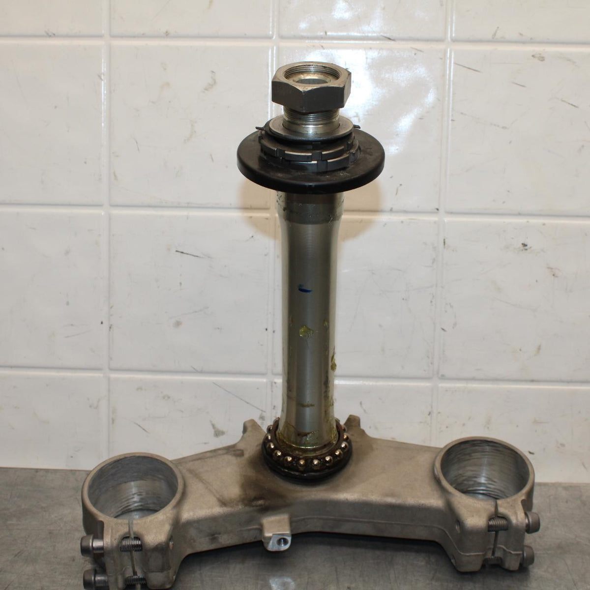 2011 Kawasaki Ninja ZX6R ZX600R FRONT FORKS CLAMP LOWER TRIPLE TREE STEM BB587