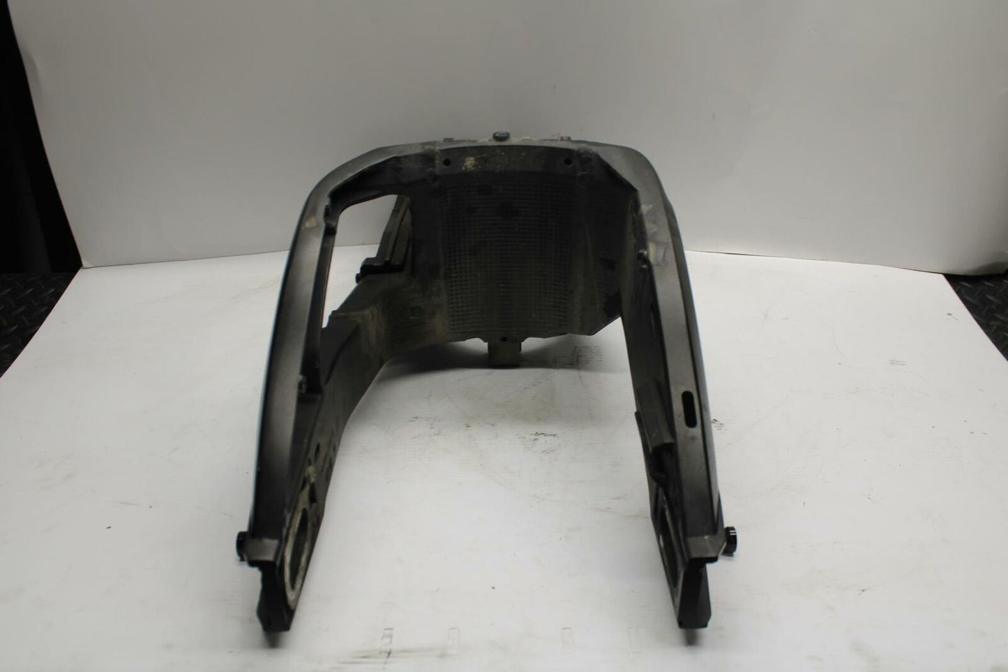 11-21 SUZUKI GSXR600 REAR SWINGARM BACK SUSPENSION SWING ARM BB260