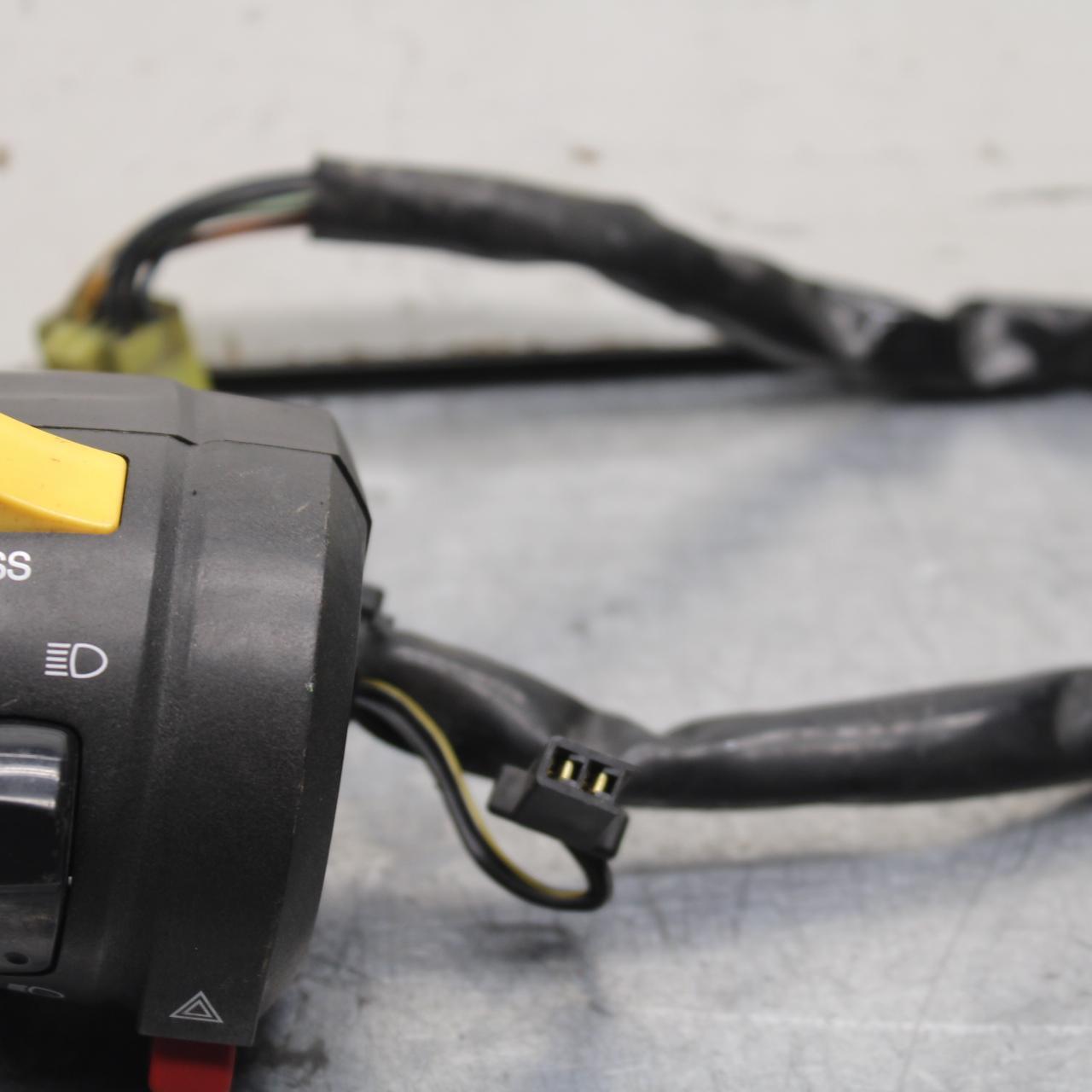 06-07 SUZUKI GSXR750 LEFT CLIP ON HANDLE HORN SIGNALS SWITCH BB613