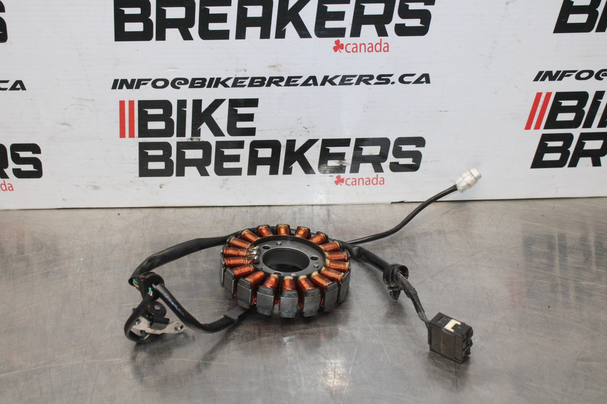 24 KAWASAKI NINJA 500 ABS STATOR GENERATOR ALTERNATOR MAGNETO BB818