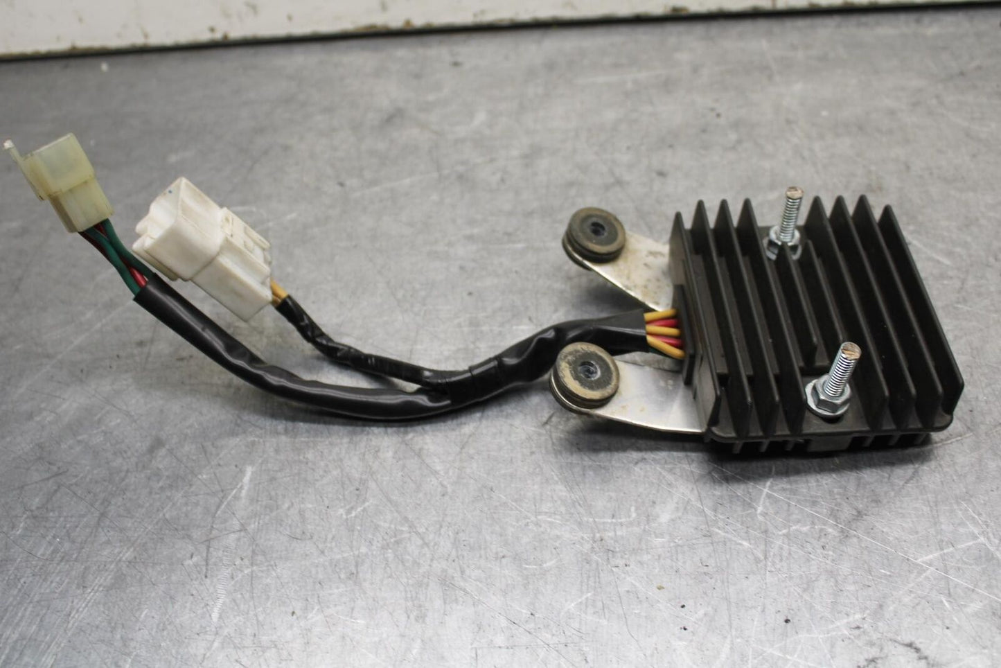 03-04 HONDA CBR600RR RECTIFIER VOLTAGE REGULATOR 31600-MEE-872 BB628