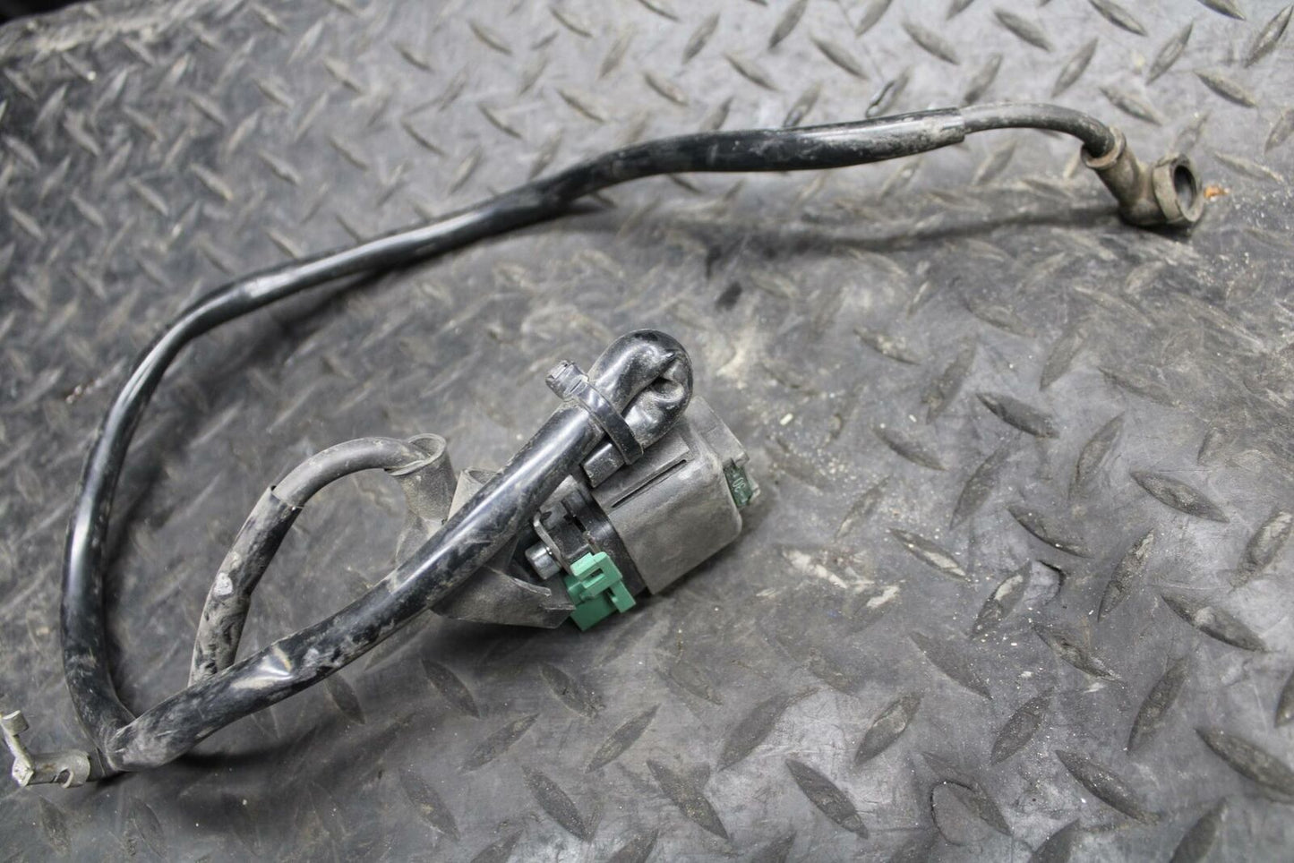 03-05 HONDA SHADOW CLASSIC 750 ENGINE STARTER RELAY STARTING MOTOR SWITCH BB229