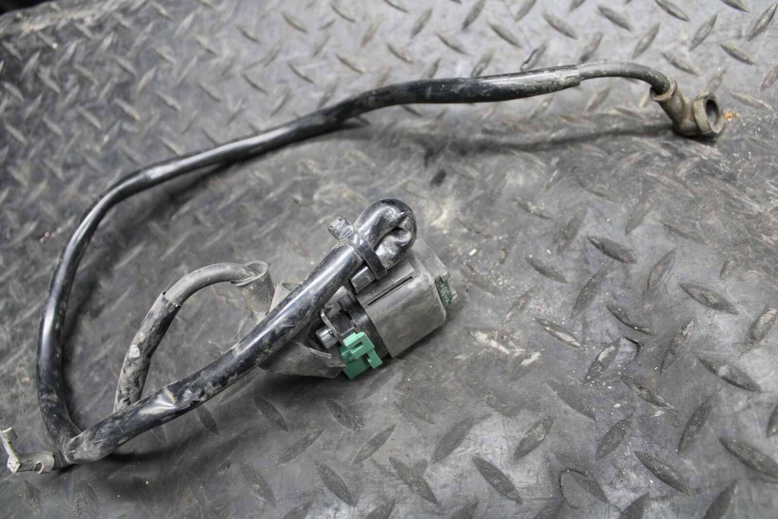 03-05 HONDA SHADOW CLASSIC 750 ENGINE STARTER RELAY STARTING MOTOR SWITCH BB229