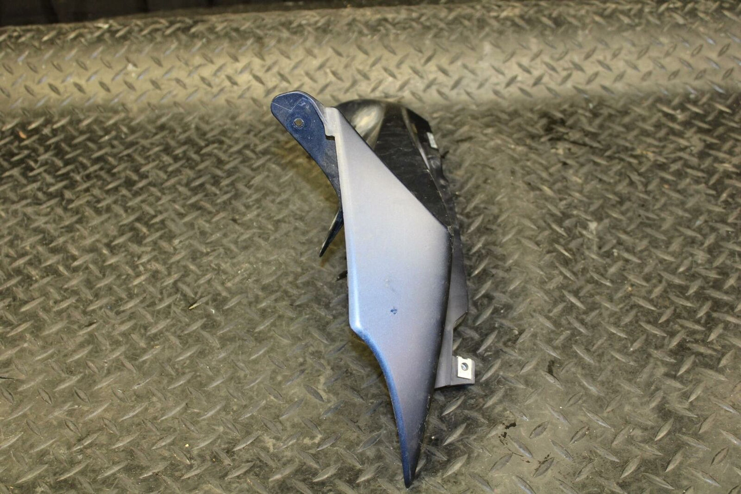 10 SUZUKI GSXR750 LEFT FRONT DUCT COVER PANEL COWL BB190