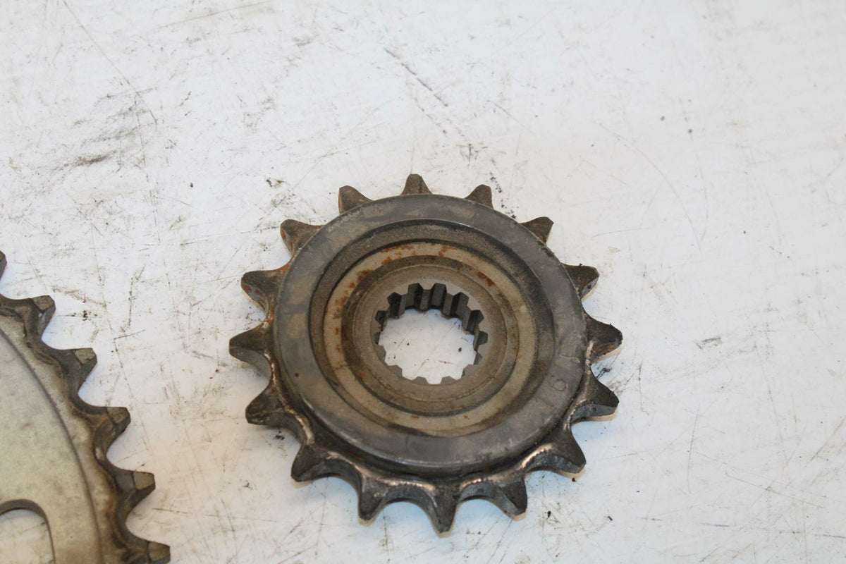 08-17 YAMAHA YZF R6 REAR BACK & FRONT SPROCKET BB354