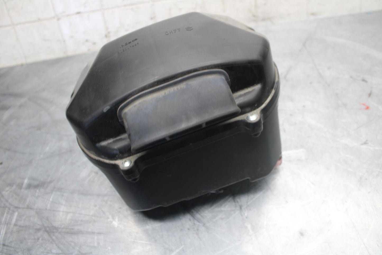 2017 Suzuki SV650X SV650AL7 ABS AIRBOX AIR INTAKE FILTER BOX BB511