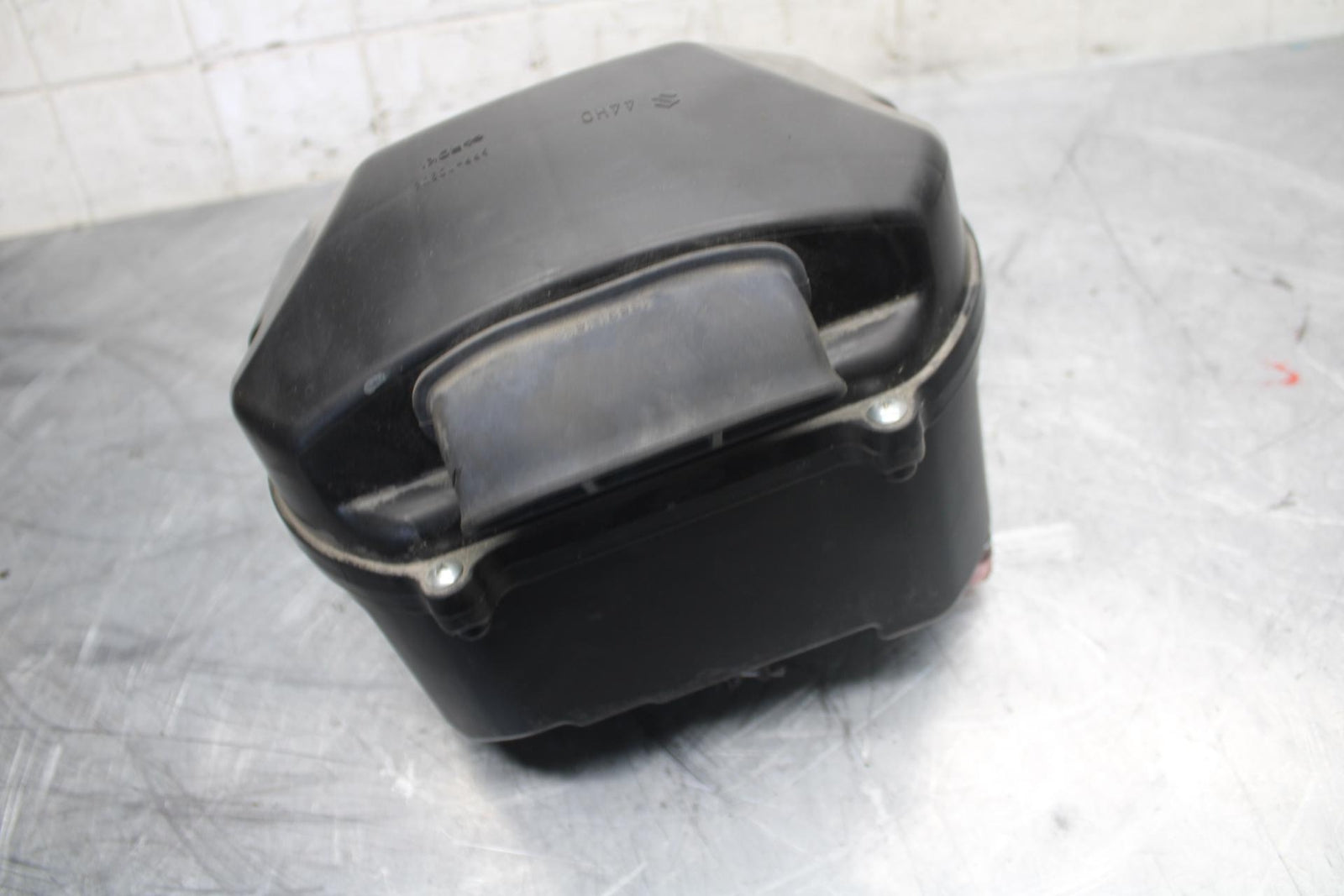 2017 Suzuki SV650X SV650AL7 ABS AIRBOX AIR INTAKE FILTER BOX BB511