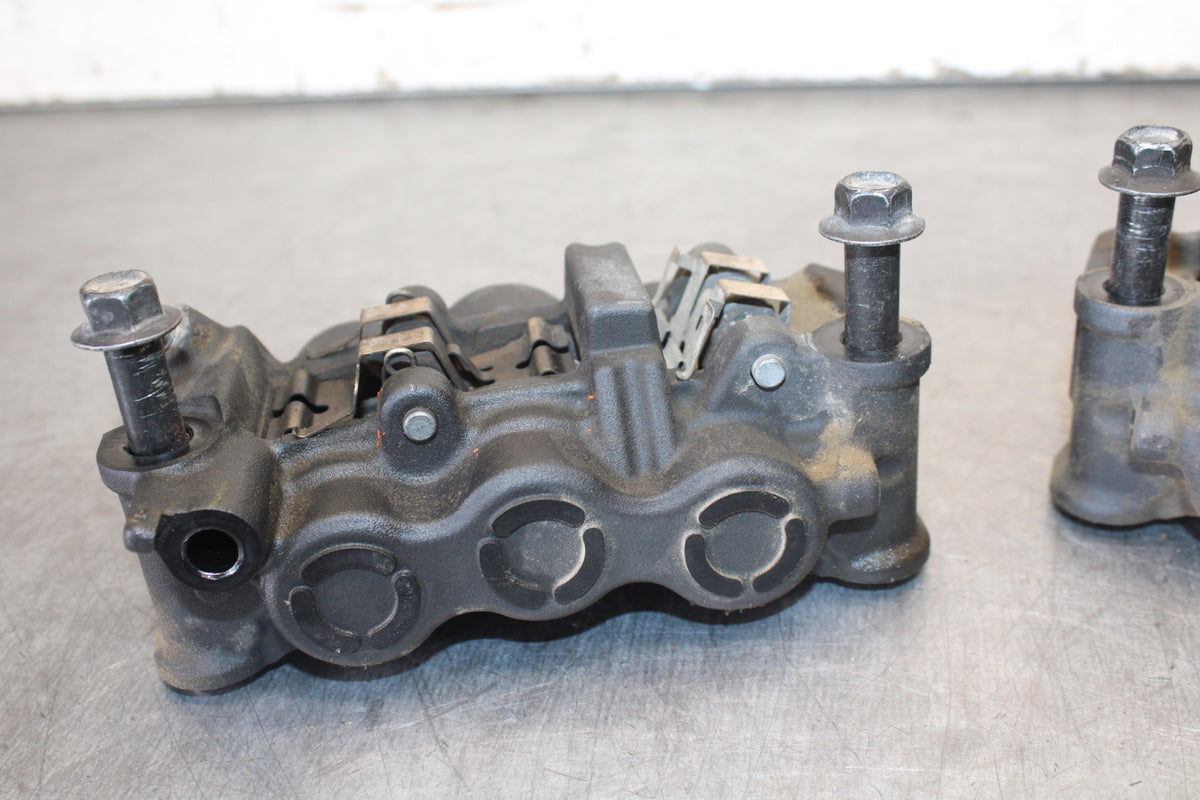 09-14 YAMAHA YZF R1 RIGHT LEFT FRONT BRAKE CALIPER SET PAIR CALIPERS BB696