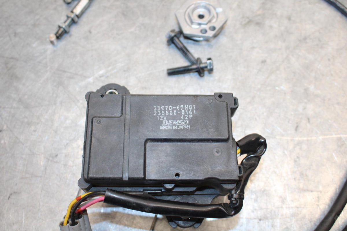 11-23 SUZUKI GSXR 750 EXHAUST VALVE SERVO MOTOR BB54