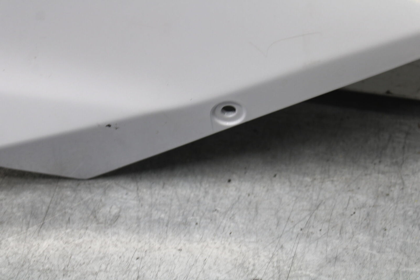 18-23 KAWASAKI NINJA 400 LEFT REAR BACK TAIL FAIRING COWL SHROUD BB660