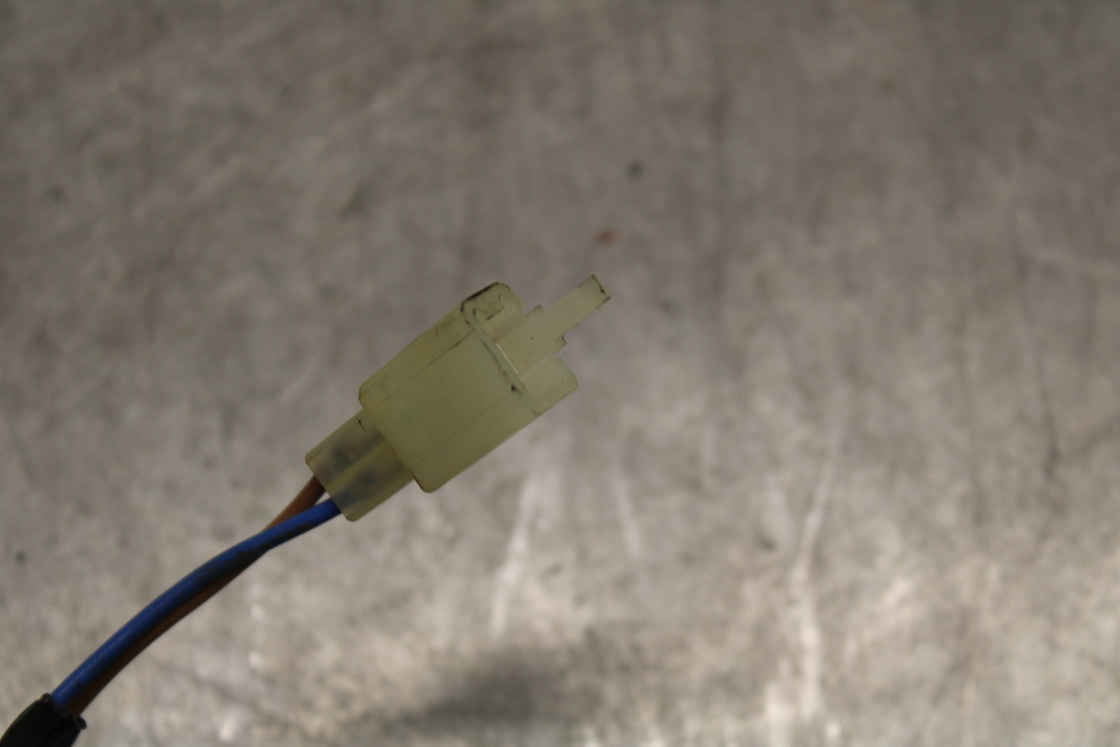 13-18 KAWASAKI NINJA ZX6R REAR BACK BRAKE SENSOR BB666