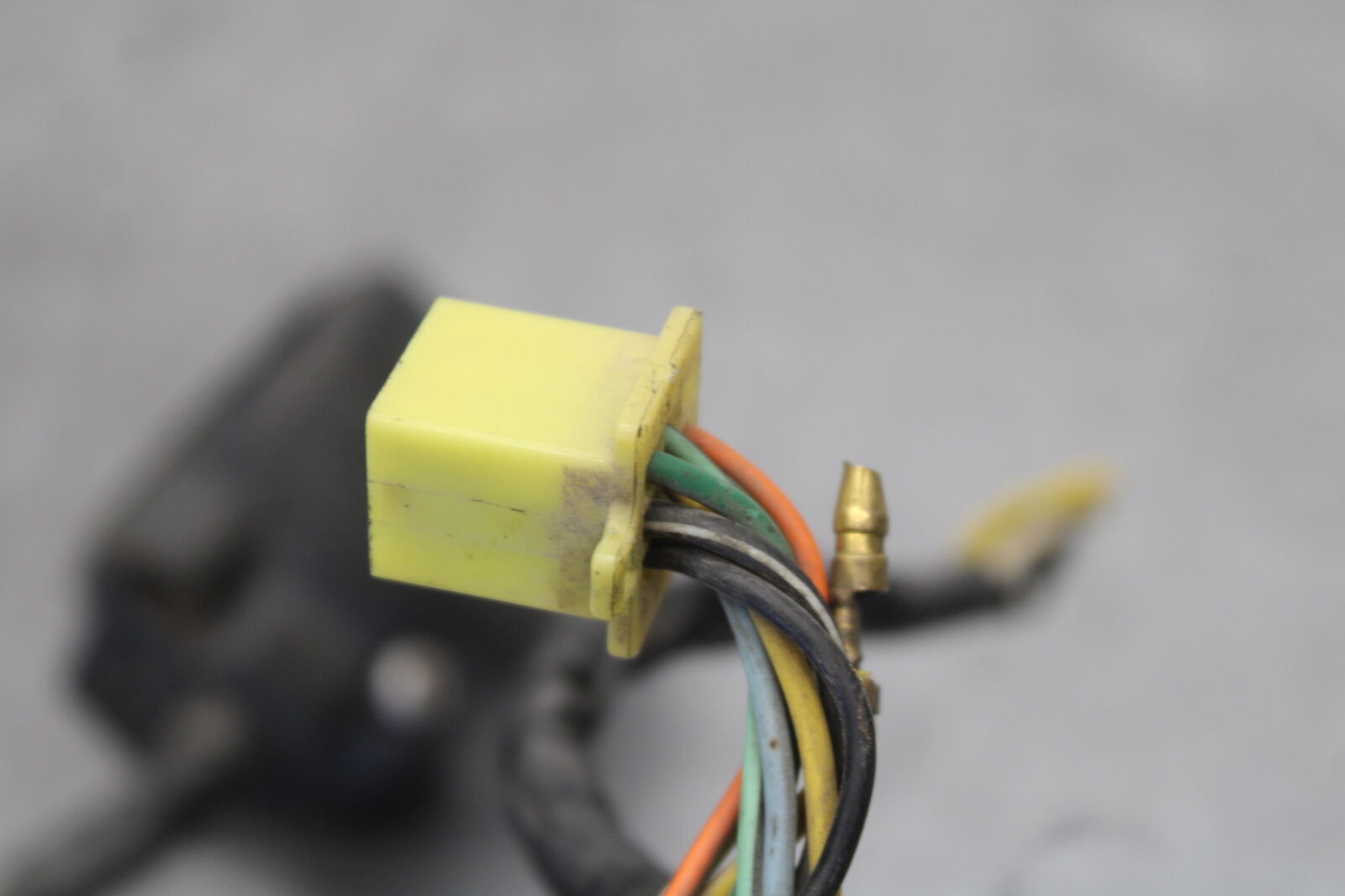 85-86 SUZUKI MADURA 1200 LEFT CLIP ON HANDLE HORN SIGNALS SWITCH SWITCHES  BB691