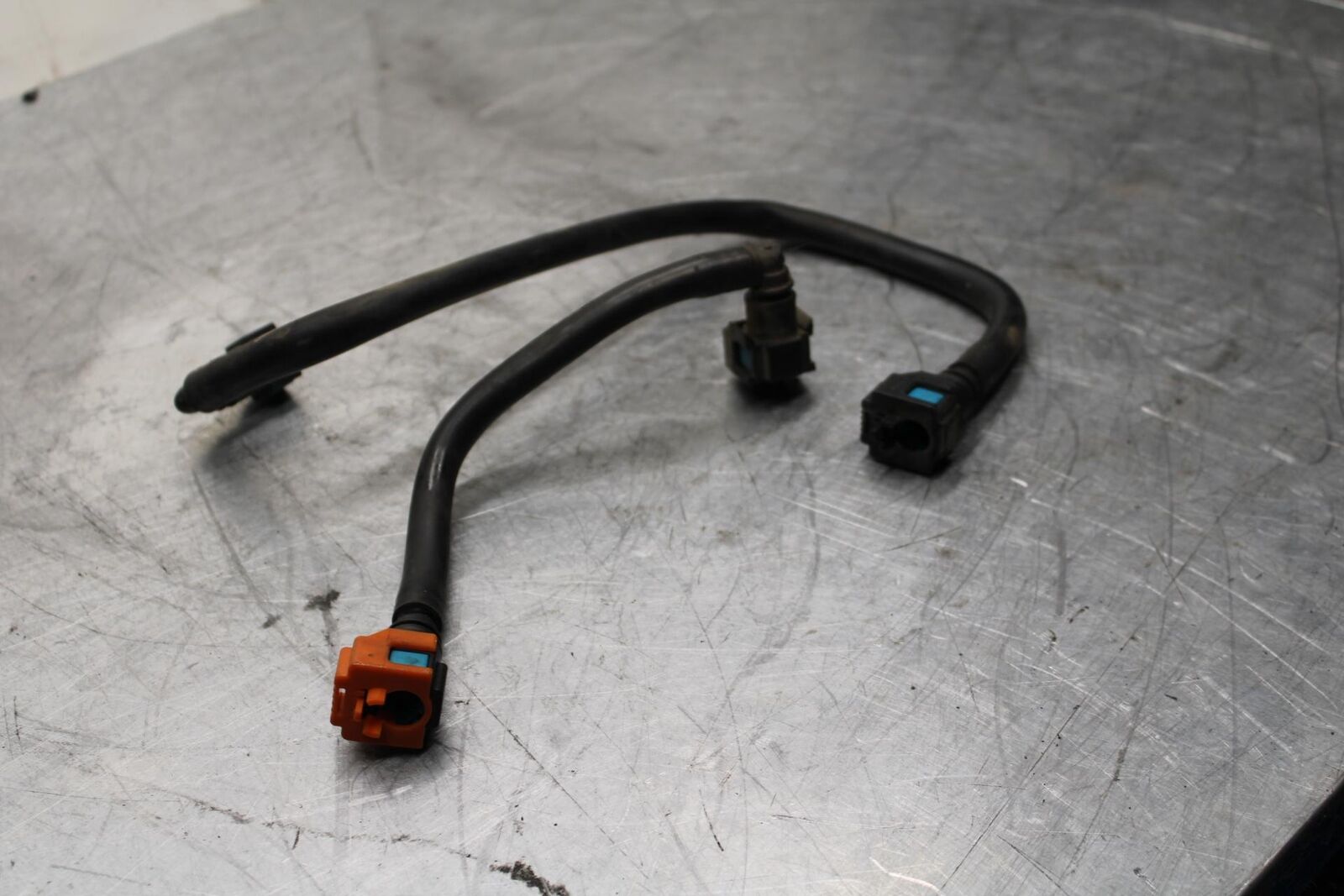 09-14 YAMAHA YZF R1 FUEL HOSE GAS LINE TUBE PIPE BB448