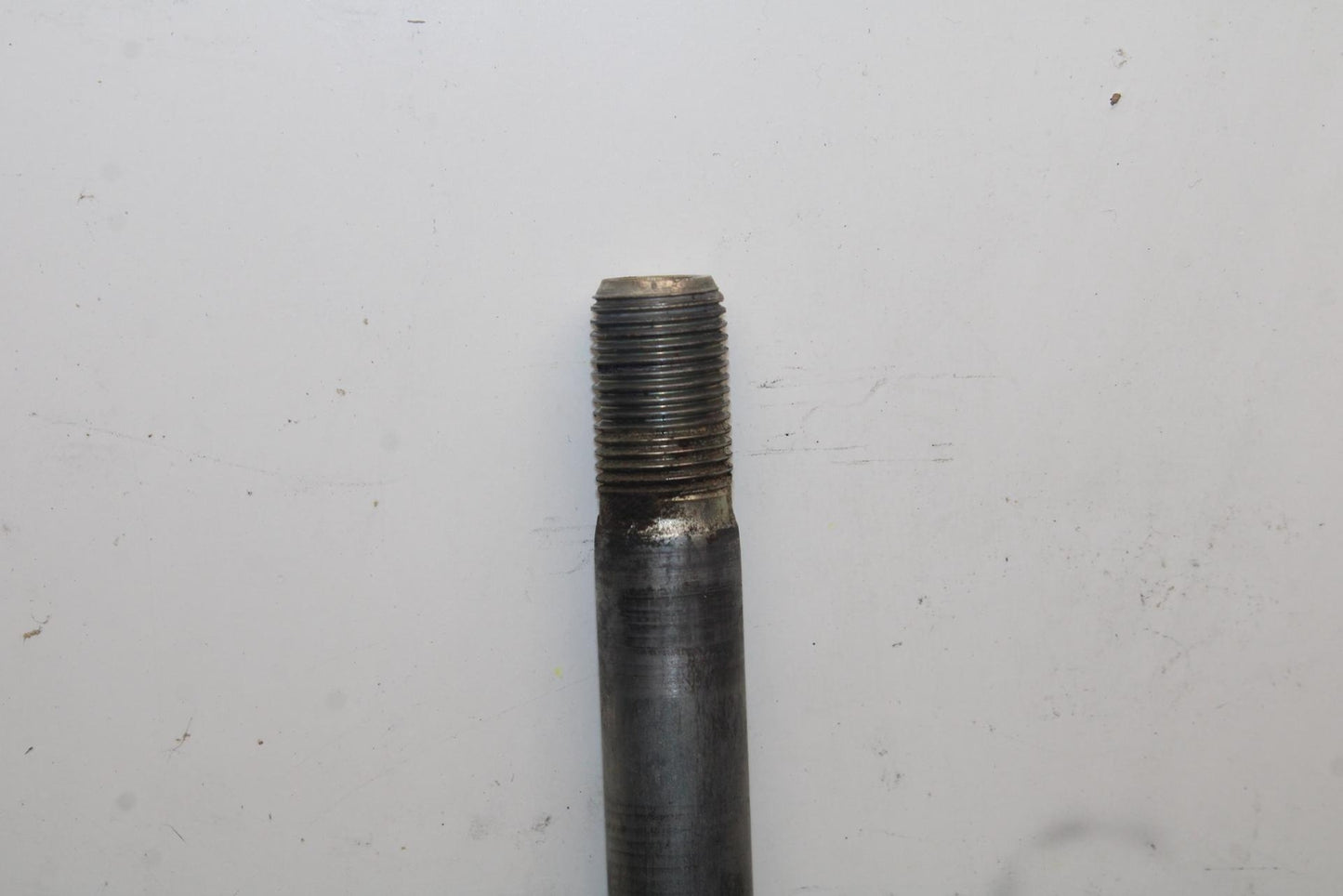 2007 Yamaha V Star 1300 XVS1300A FRONT WHEEL RIM AXLE PIVOT BOLT BB78