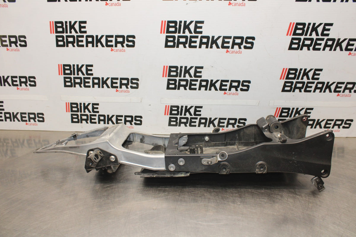 08 KAWASAKI NINJA ZX10R REAR SUBFRAME BACK SUB FRAME BB902