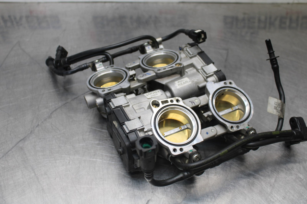 15 APRILIA RSV4 FACTORY APRC ABS MAIN FUEL INJECTORS / THROTTLE BODIES BB901