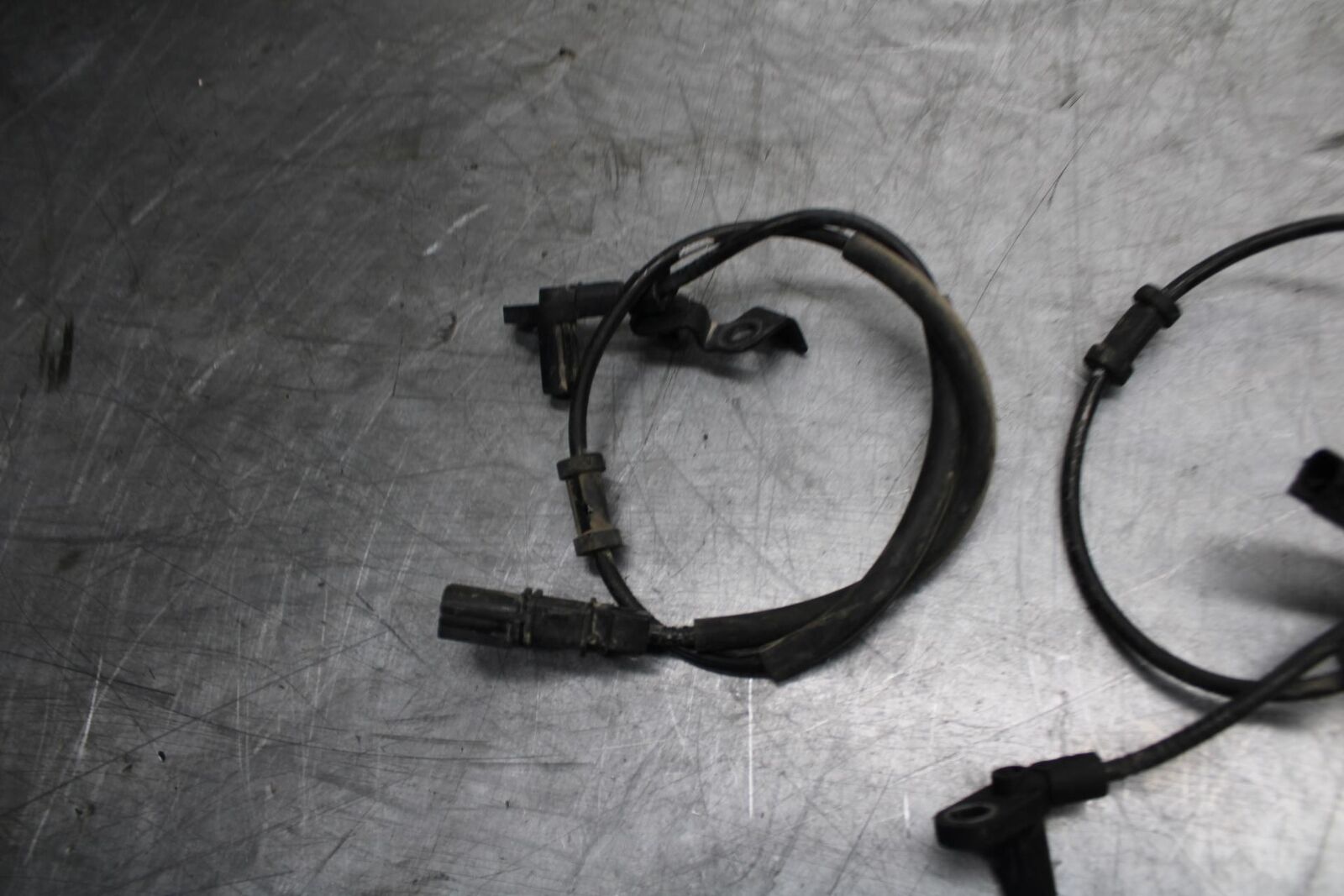 18 KAWASAKI Z 400 FRONT REAR ABS BRAKE SENSOR BB469