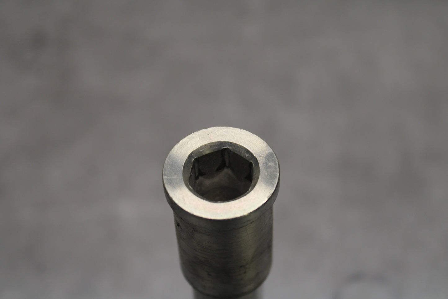 18-24 KAWASAKI NINJA 650 FRONT WHEEL RIM AXLE PIVOT BOLT BB725