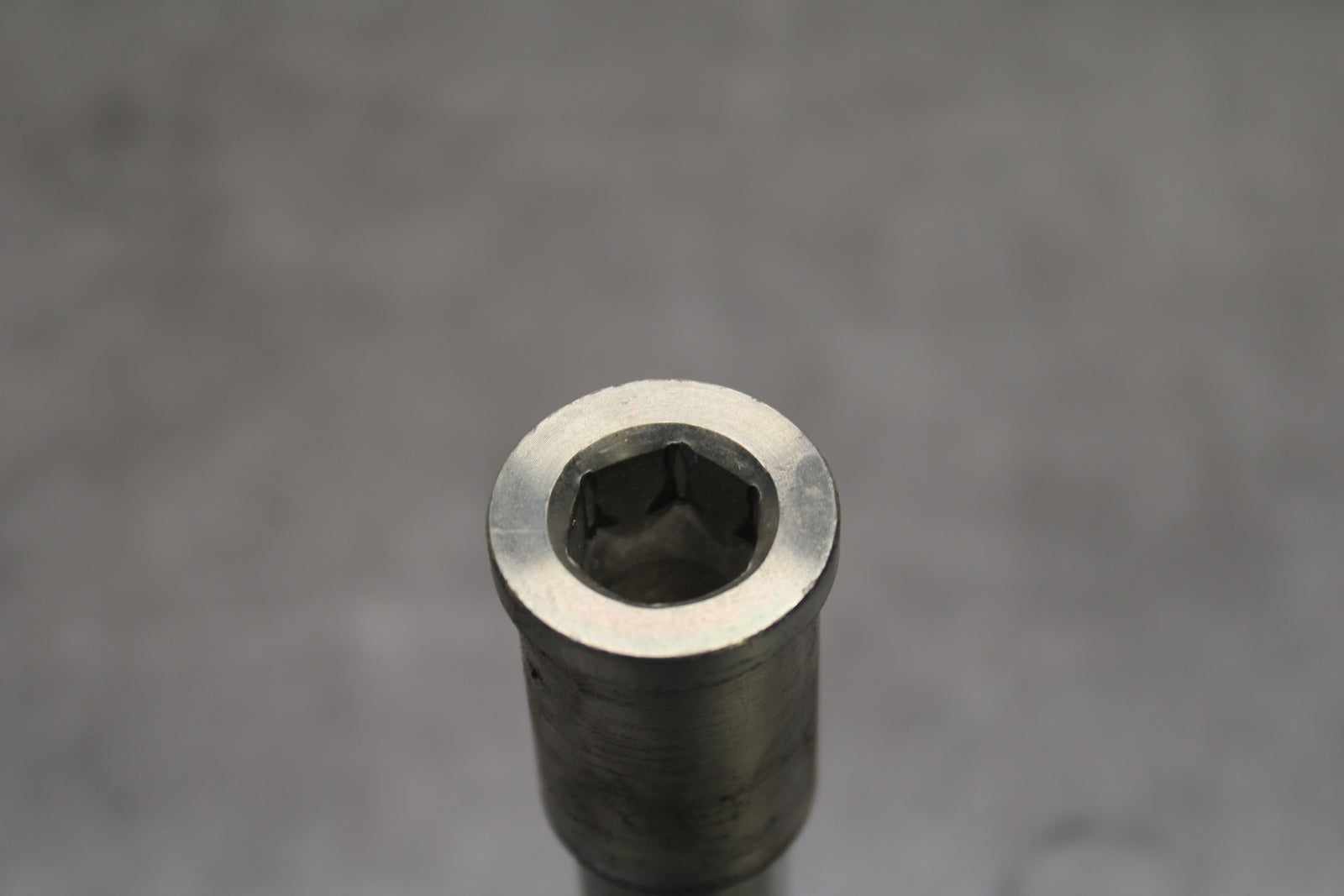 18-24 KAWASAKI NINJA 650 FRONT WHEEL RIM AXLE PIVOT BOLT BB725