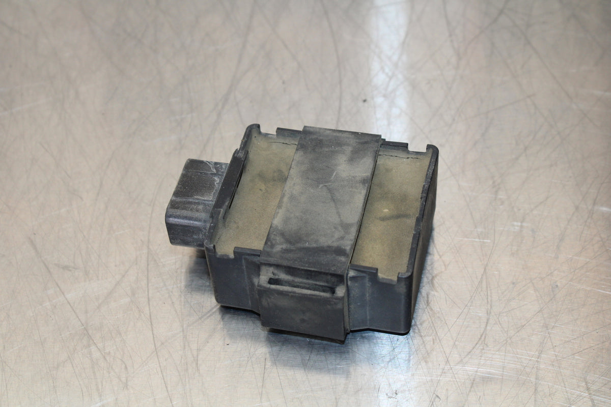 01-03 SUZUKI GSXR600 RELAY ASSEMBLY FUSE BOX BB145