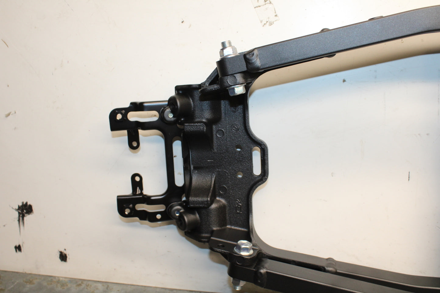 12-25 KAWASAKI NINJA ZX14R NEW!! REAR SUBFRAME BACK SUB FRAME BB757