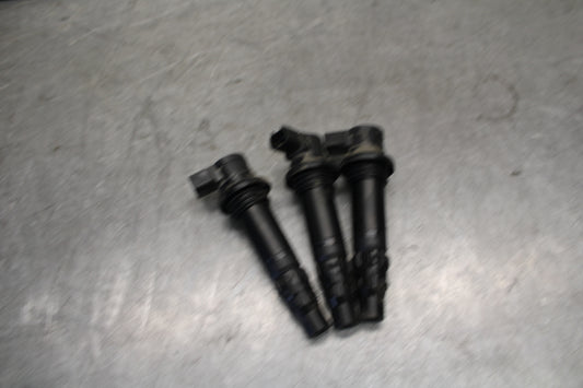 22-24 YAMAHA XSR900 IGNITION COILS COIL SPARK PLUG CAPS  BB683