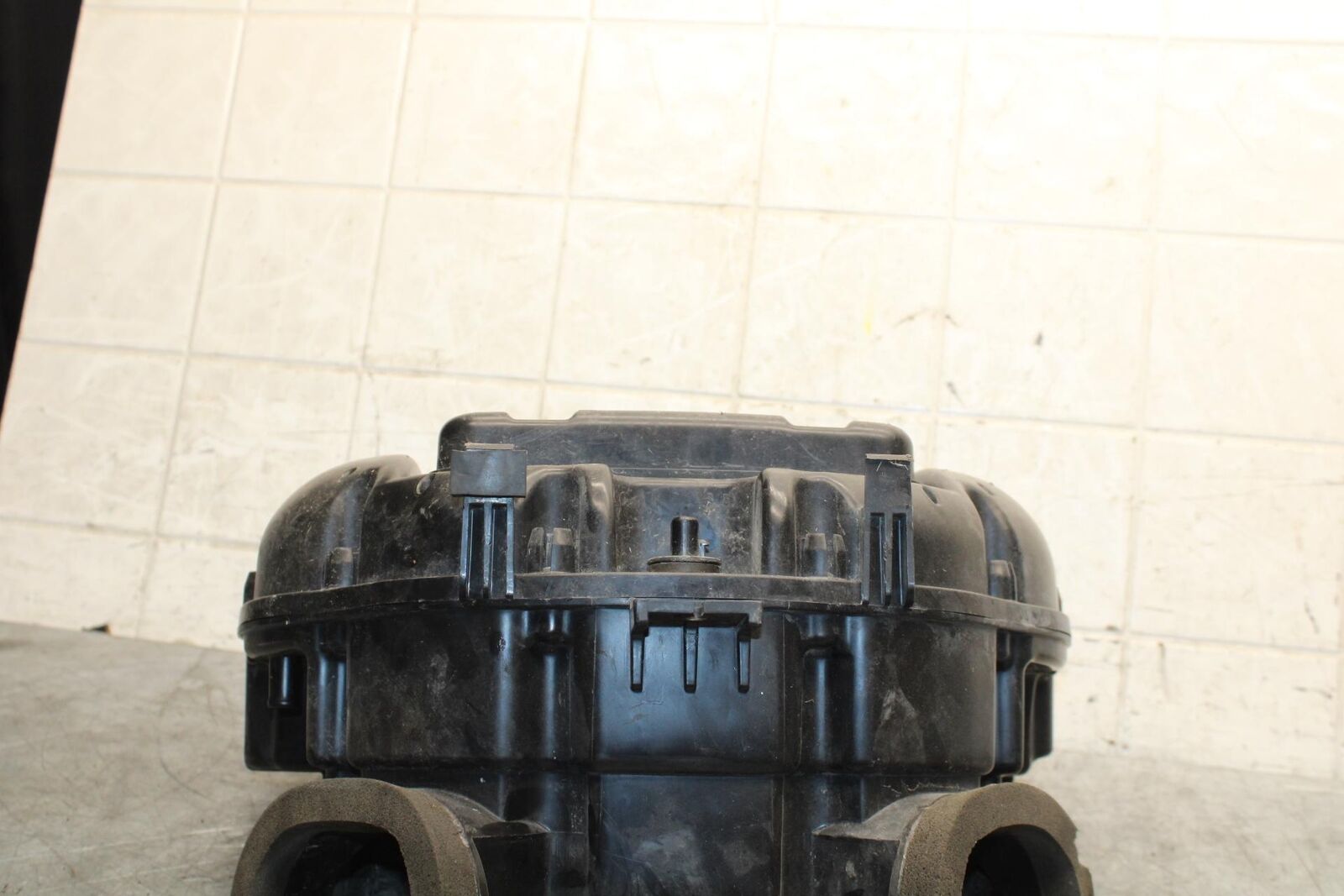 06-07 SUZUKI GSXR600 AIRBOX AIR INTAKE FILTER BOX FILTER BB543