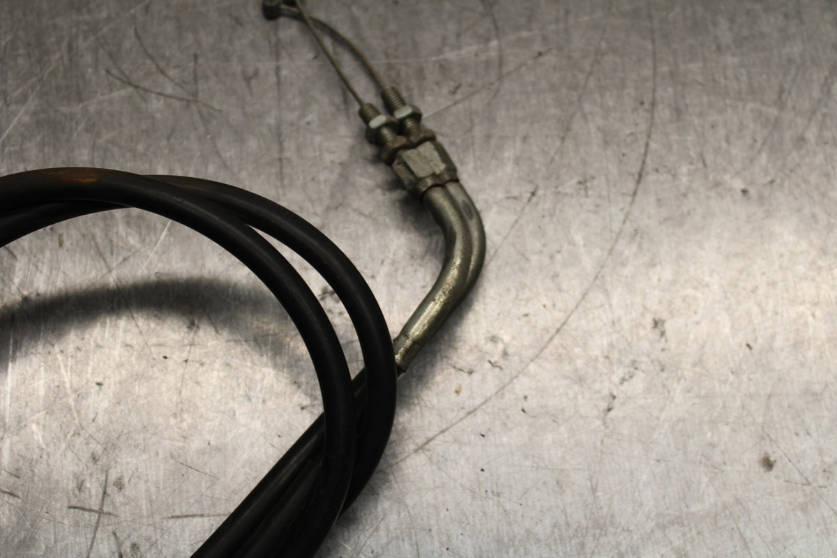 04-05 SUZUKI KATANA 750 GSX750F THROTTLE CABLES LINES BB110