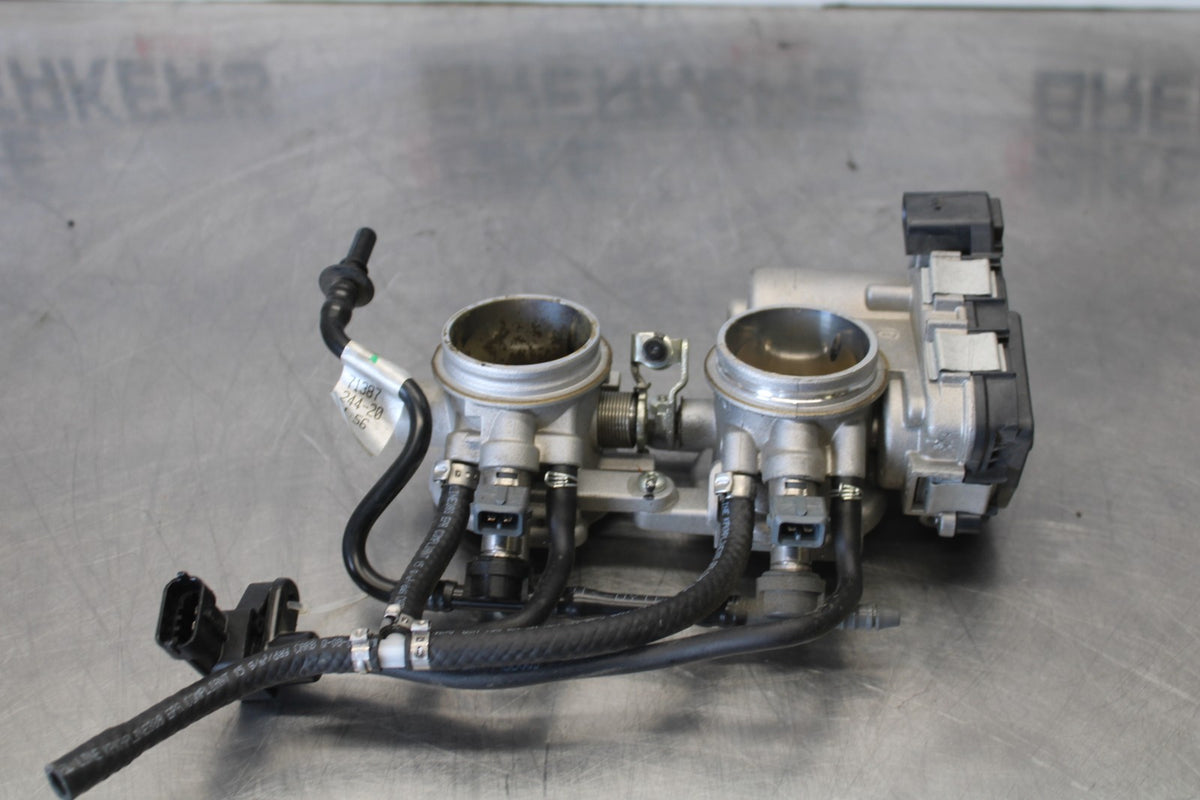 20-23 APRILIA RS660 MAIN FUEL INJECTORS / THROTTLE BODIES BB889