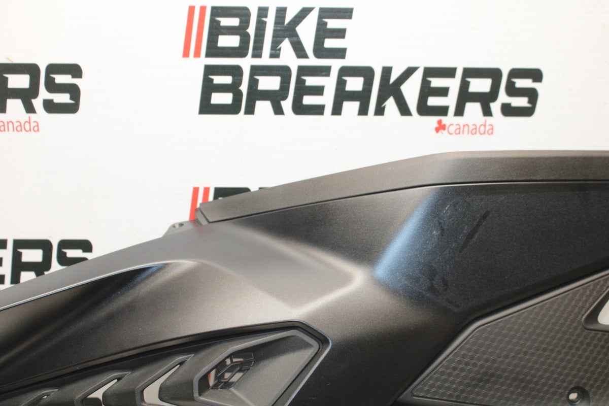 23-26 KAWASAKI NINJA ZX4RR LEFT FRONT UPPER MID SIDE FAIRING COWL PLASTIC BB00