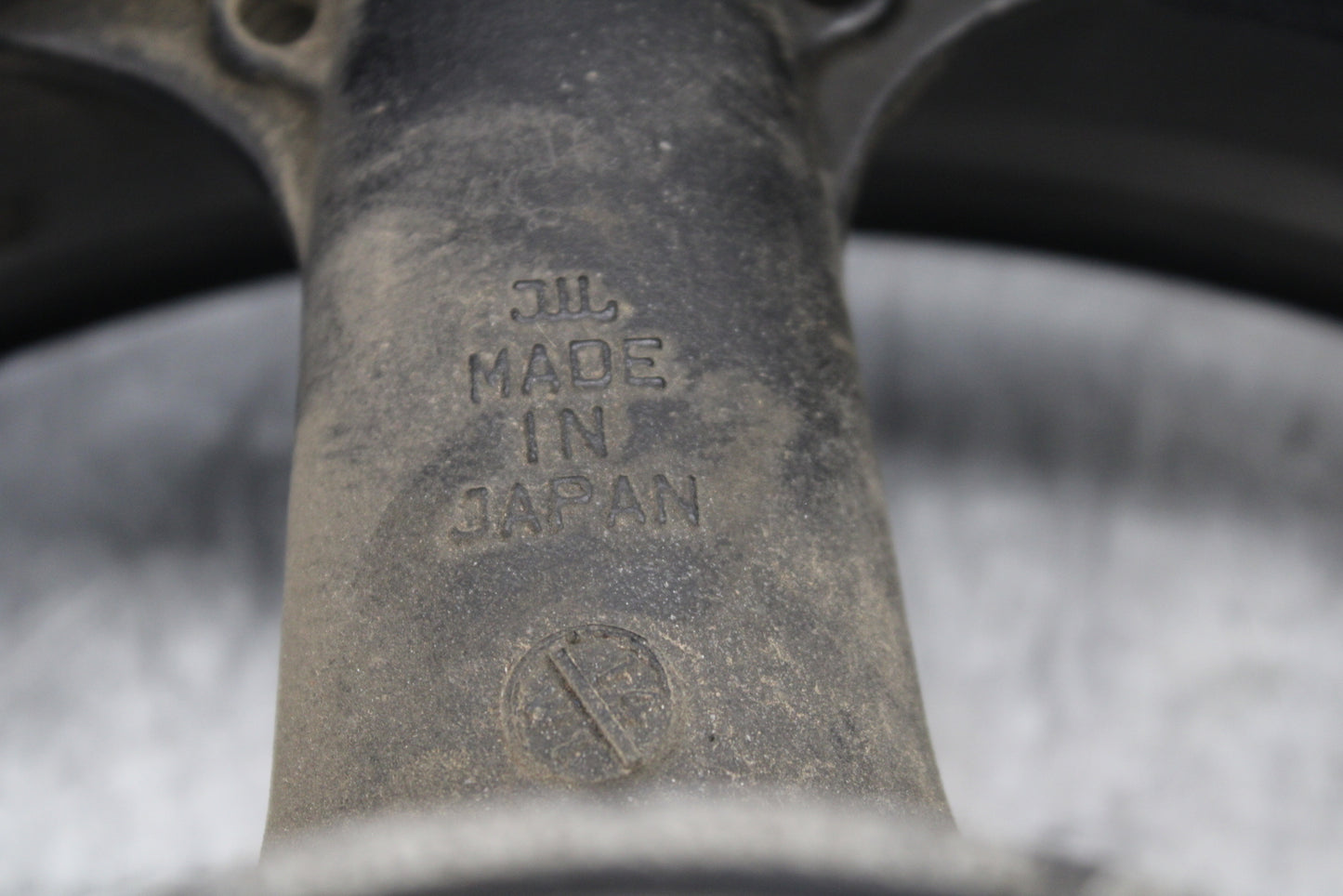 03-04 KAWASAKI NINJA ZX6R 636 REAR WHEEL BACK RIM BB85