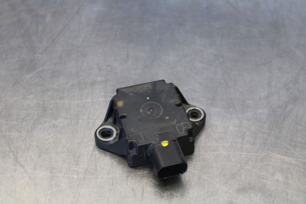 20-23 APRILIA RS660 TIP OVER BANK ANGLE CRASH SENSOR SWITCH  BB889