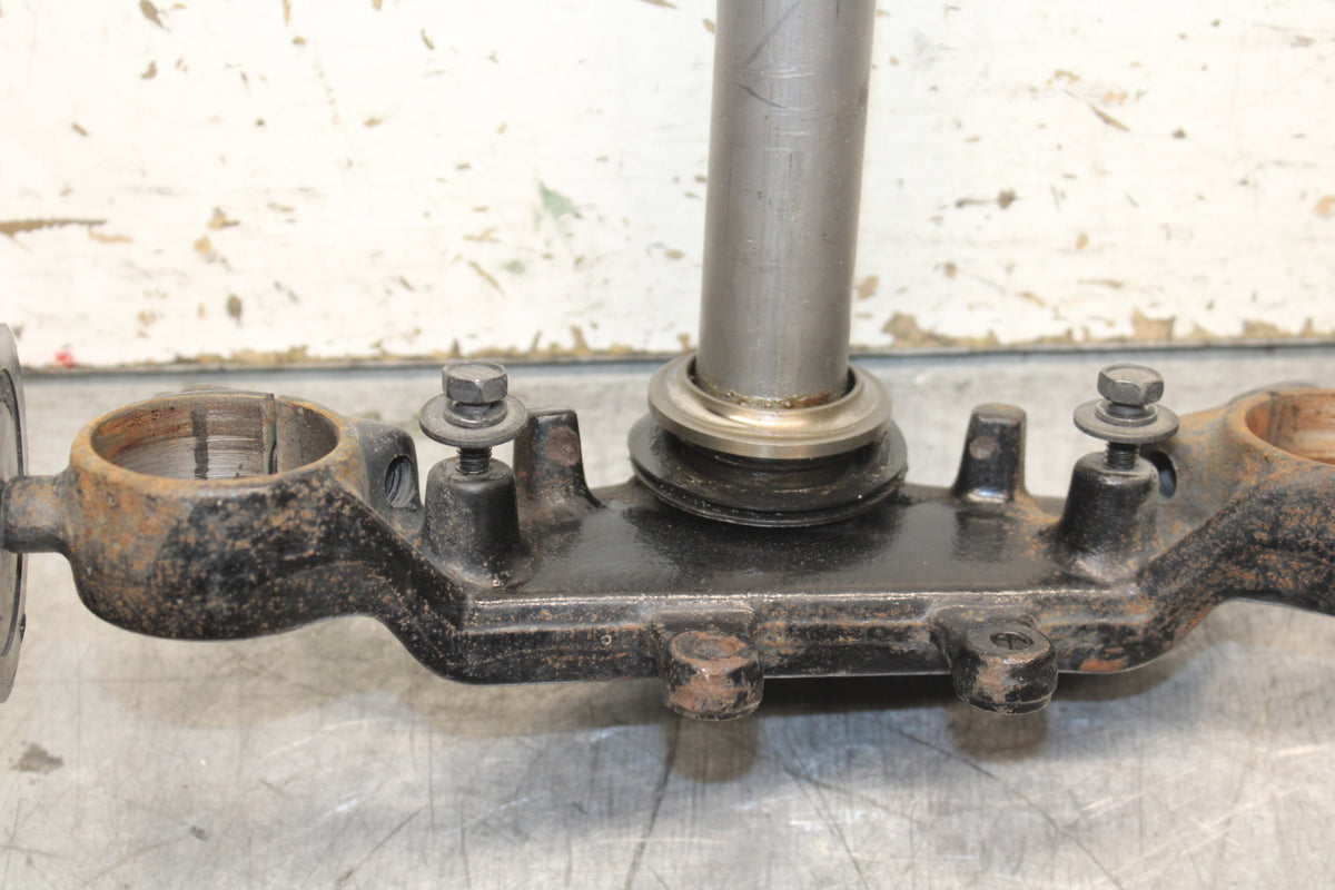 79-82 HONDA CB650 FRONT FORKS CLAMP LOWER TRIPLE TREE STEM BB107