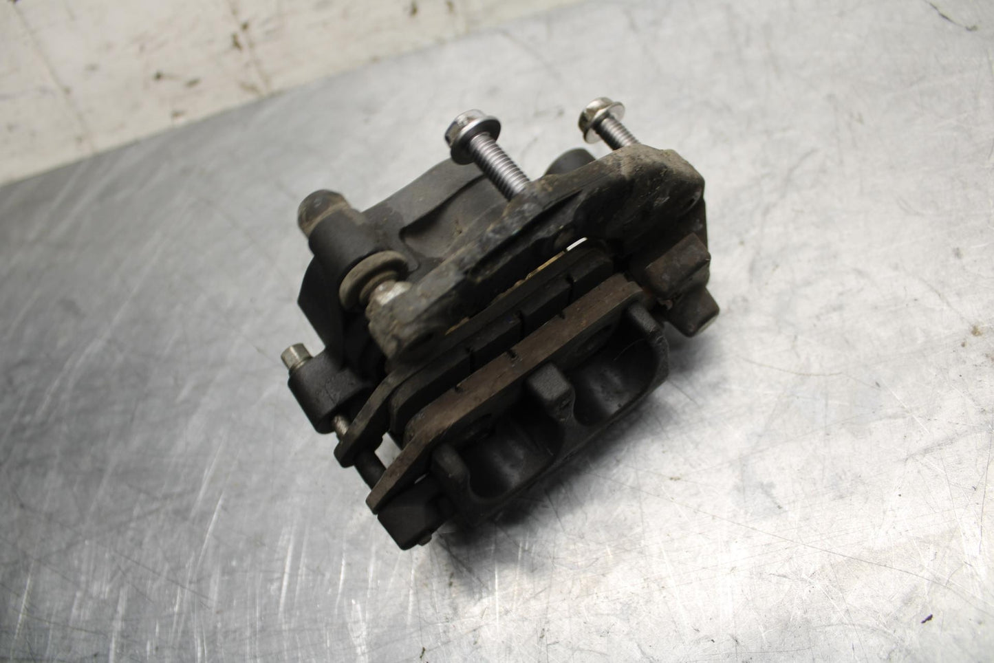 17 KAWASAKI VERSYS_X 300  FRONT BRAKE CALIPER BB504