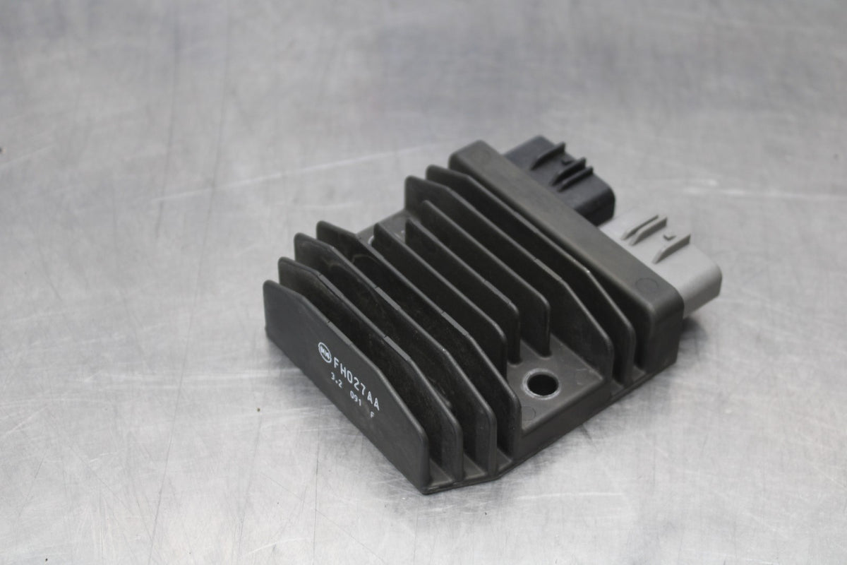 23-24 YAMAHA MT-07 RECTIFIER VOLTAGE REGULATOR BB194
