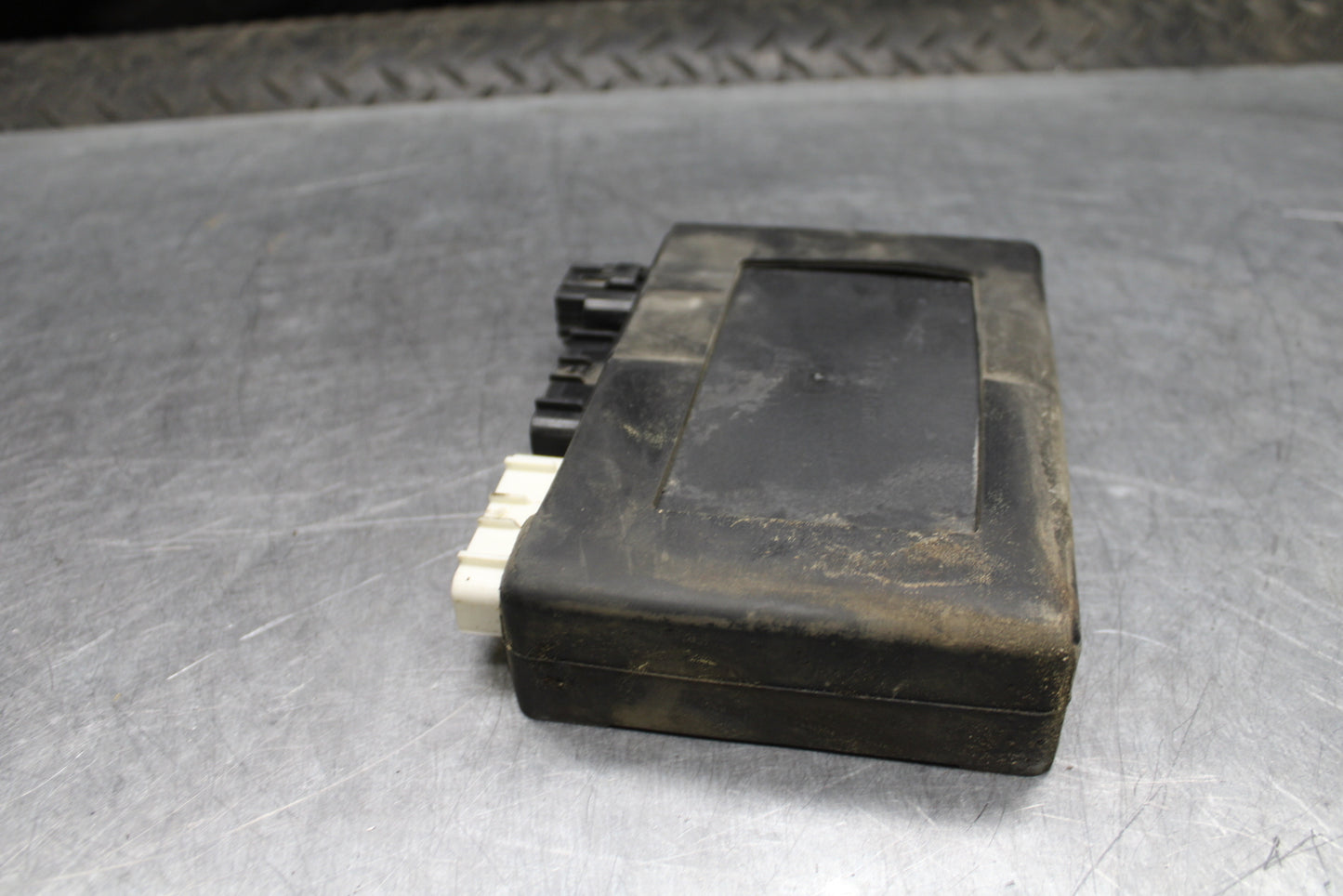 04 KAWASAKI VULCAN 1500 ECU COMPUTER CONTROLLER UNIT ECM CDI BB762