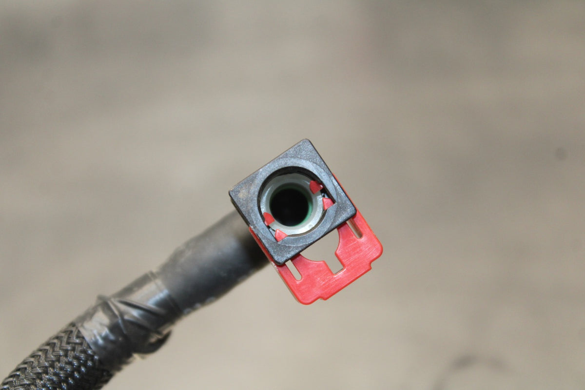 13-18 KAWASAKI NINJA ZX6R FUEL HOSE GAS LINE TUBE PIPE BB915