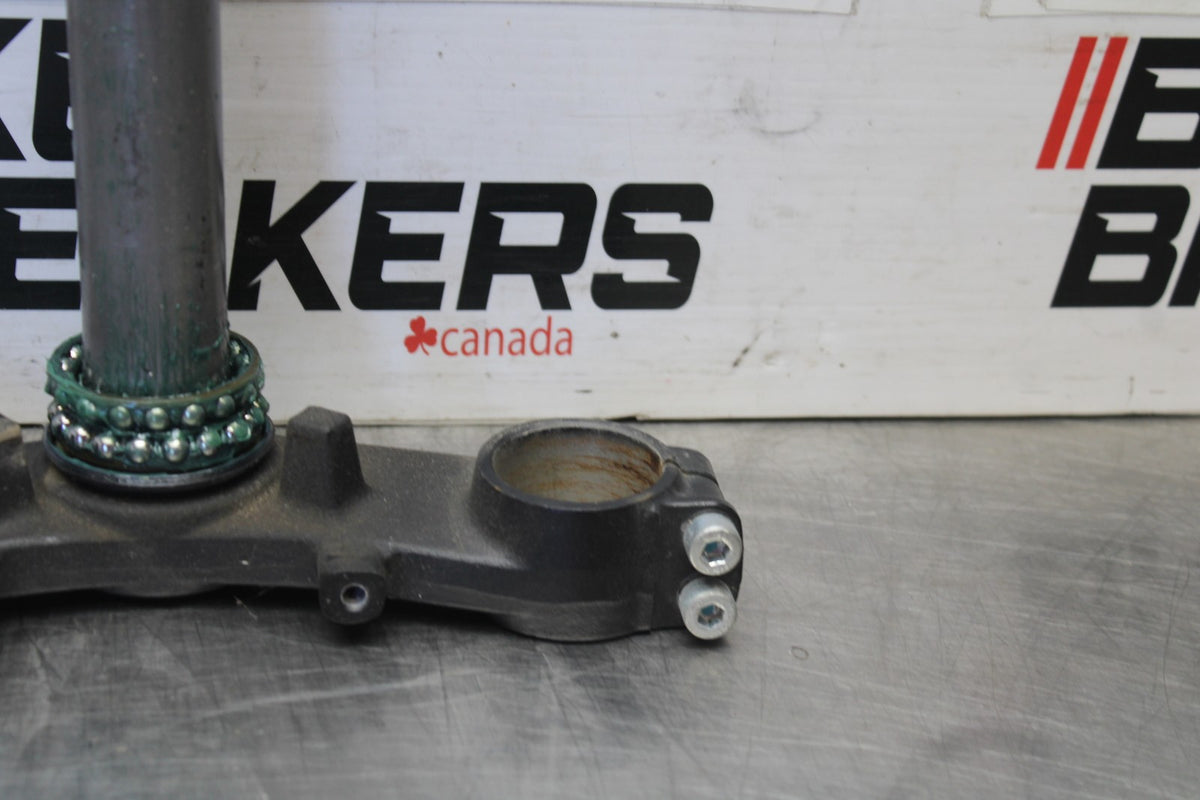 23 KAWASAKI NINJA 650 EX650 FRONT FORKS CLAMP LOWER TRIPLE TREE STEM BB920