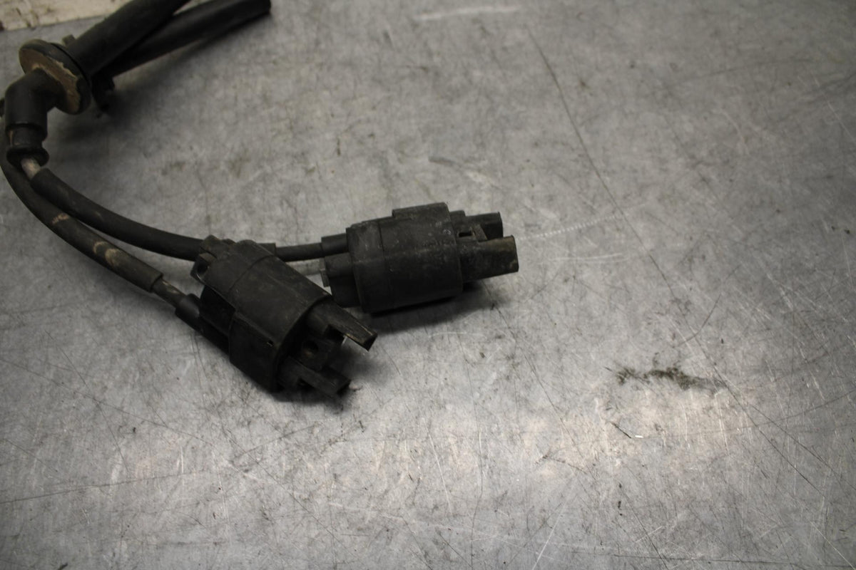 19 YAMAHA YZF R3 IGNITION COILS COIL SPARK PLUG CAPS BB56