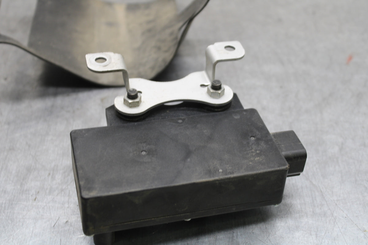 08-16 YAMAHA YZF R6 EXHAUST VALVE SERVO MOTOR BB127