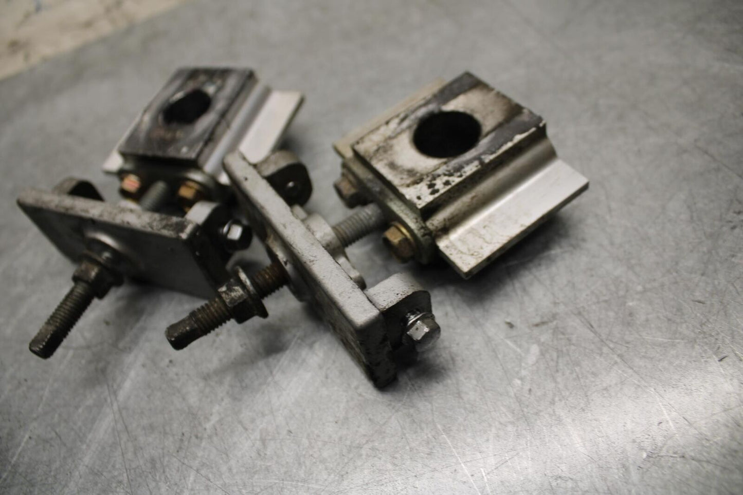 2001 Kawasaki Ninja ZX600E SWINGARM CHAIN TENSIONER ADJUSTMENT BRACKETS  BB547