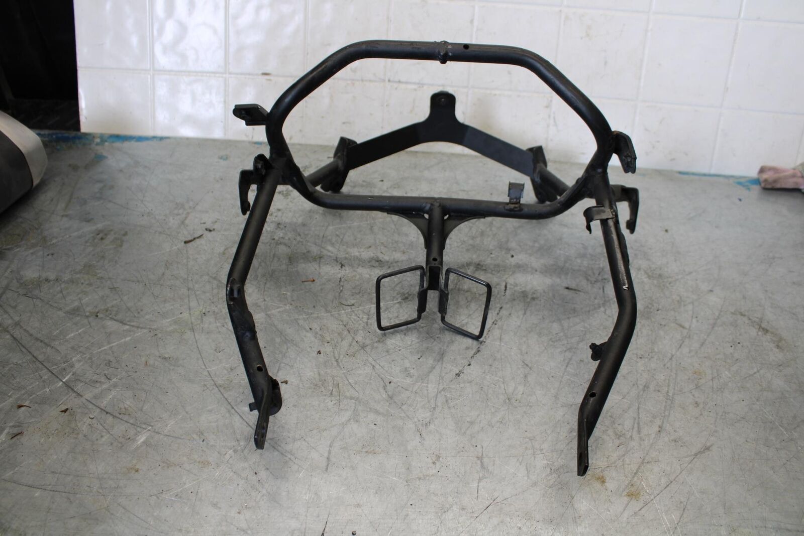 13-17 KAWASAKI NINJA 300 UPPER FAIRING MIRROR GAUGES STAY BRACKET BB429