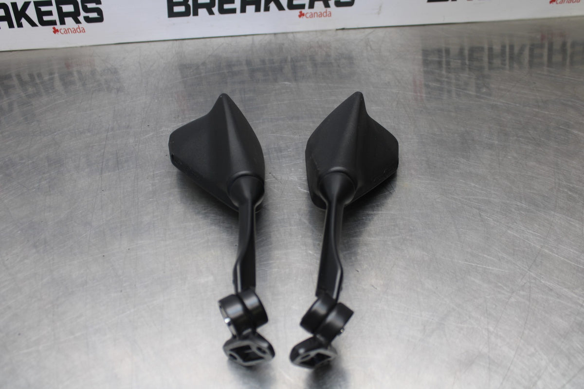 24-25 KAWASAKI NINJA ZX4R REAR VIEW MIRROR SET PAIR MIRRORS BB610