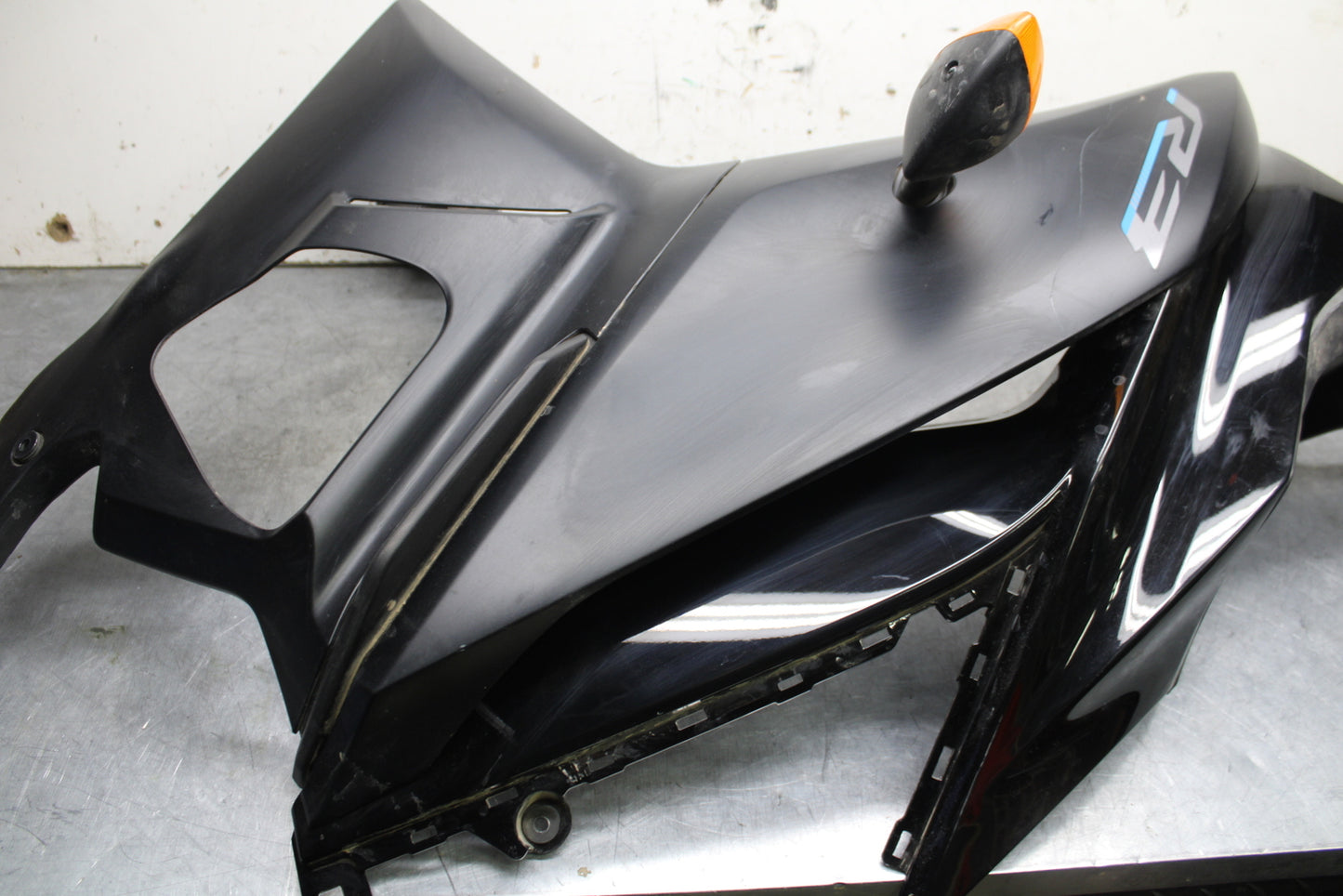 19-24 YAMAHA R3 LEFT LOWER MID UPPER SIDE FAIRING COWL BB736