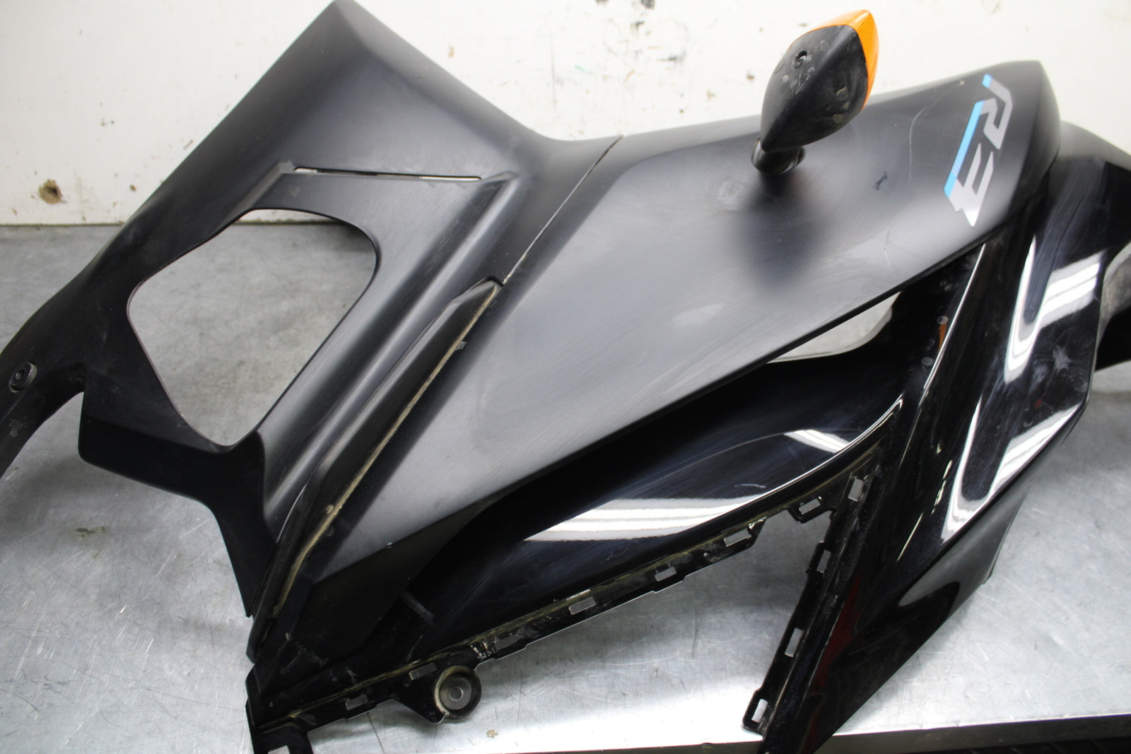 19-24 YAMAHA R3 LEFT LOWER MID UPPER SIDE FAIRING COWL BB736
